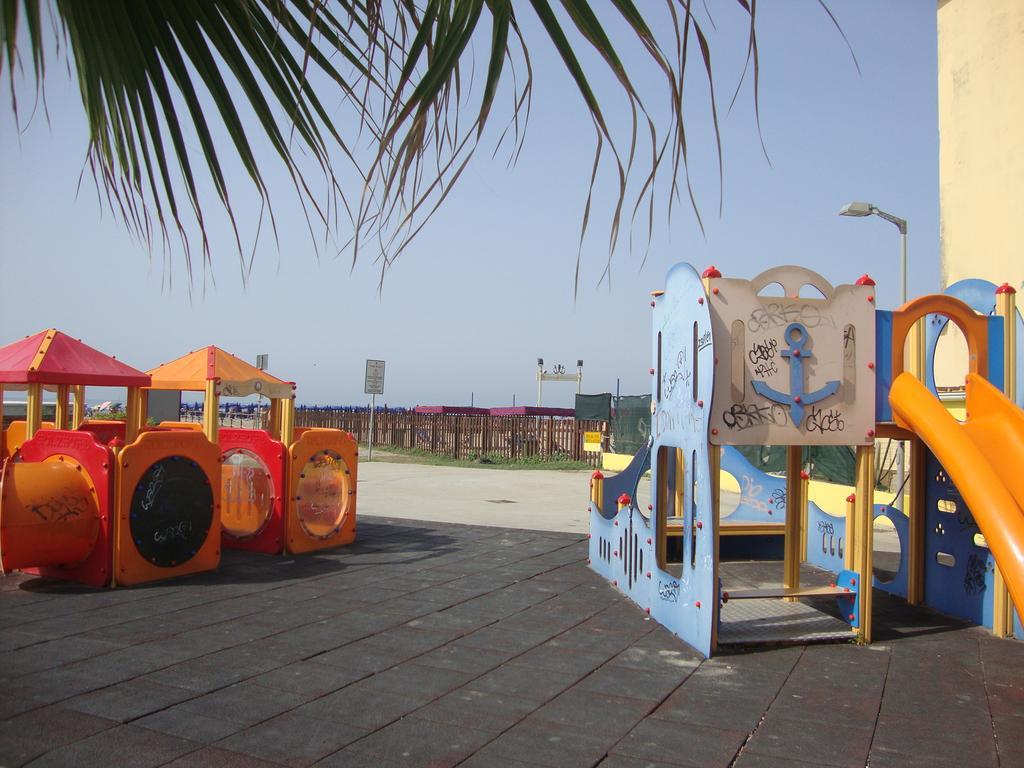 Appartamento Marina Marina Di Carrara Rum bild